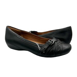 Clarks Artisan Black Leather Crisscross Straps Buckle Slip-On Flats NWOT 6 M